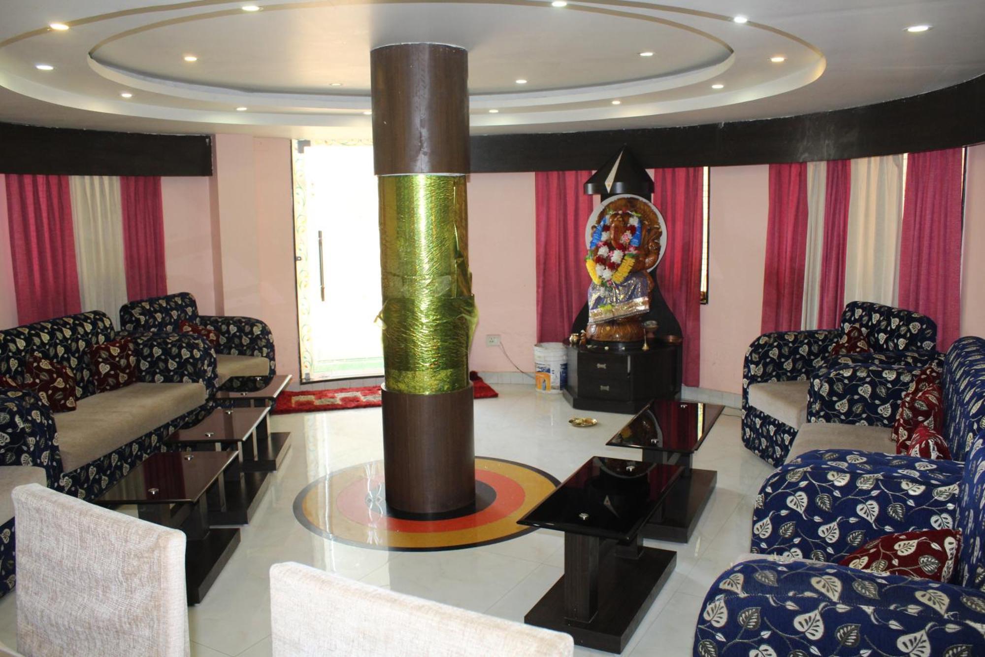 Gokul Plaza Hotel Bhubaneswar Ngoại thất bức ảnh